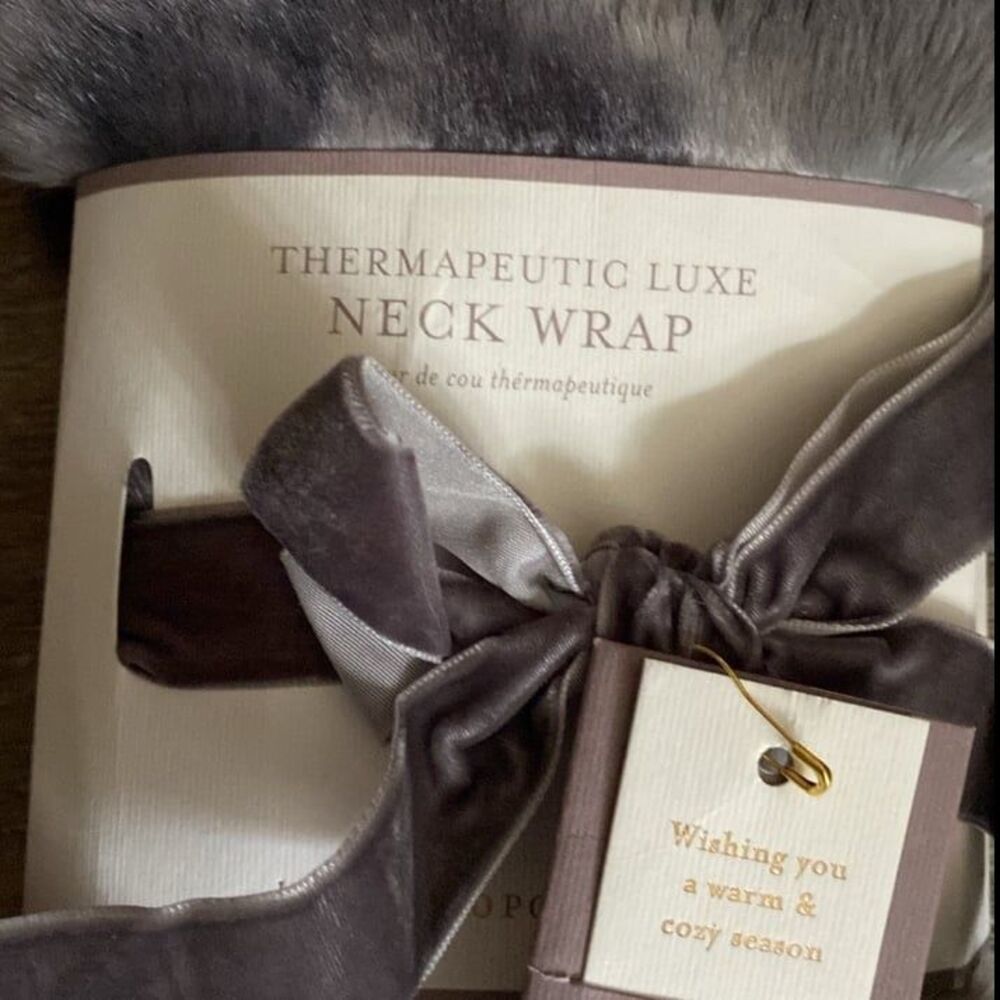 Anthropologie Thermapeutic Luxe Dyed Faux Fur Neck Wrap Retail $56